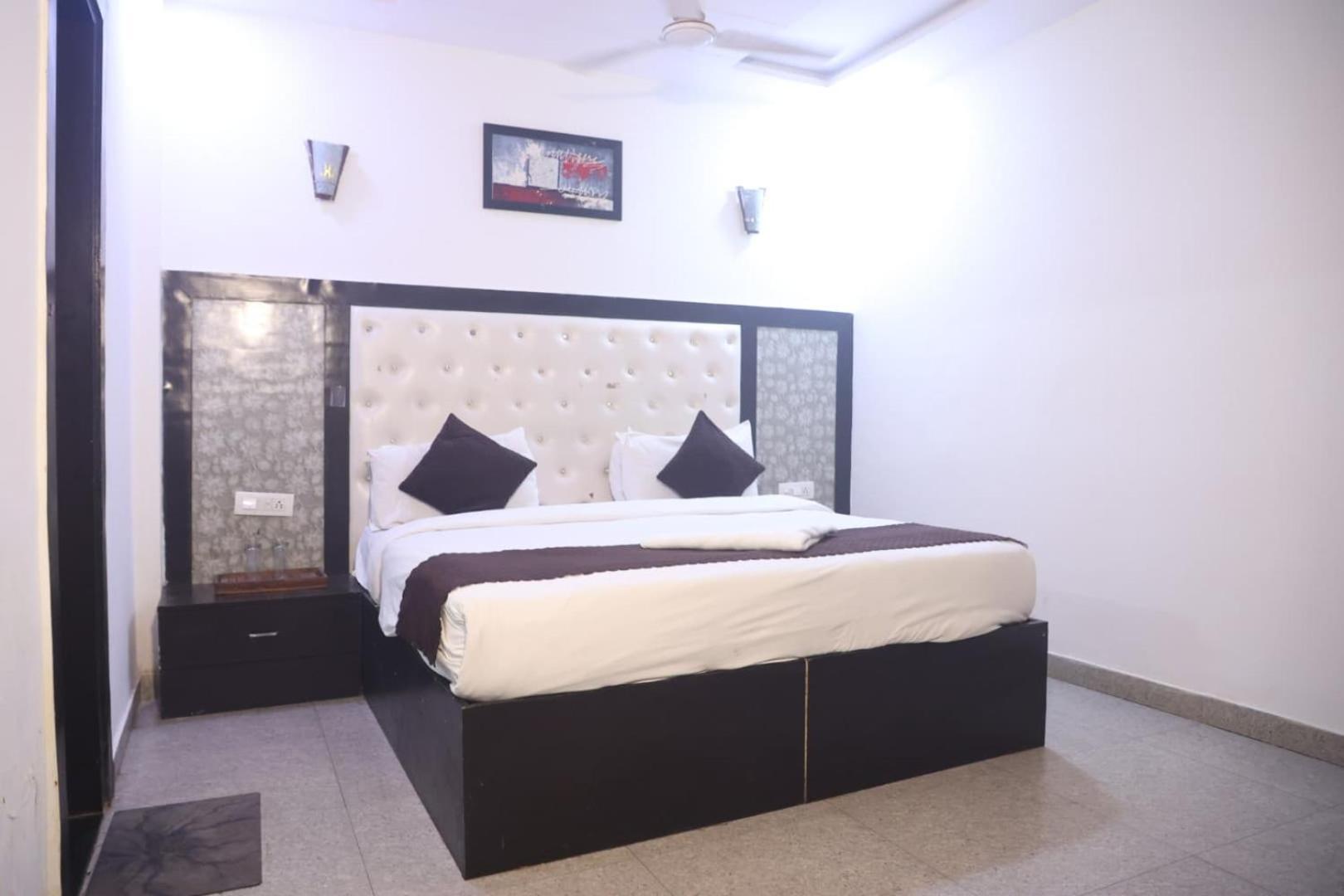 Hotel Grand Father Agra  Ngoại thất bức ảnh